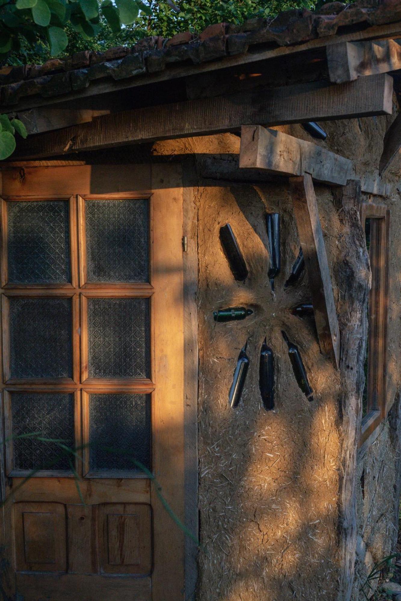 The House In The Village Pellumbas Экстерьер фото