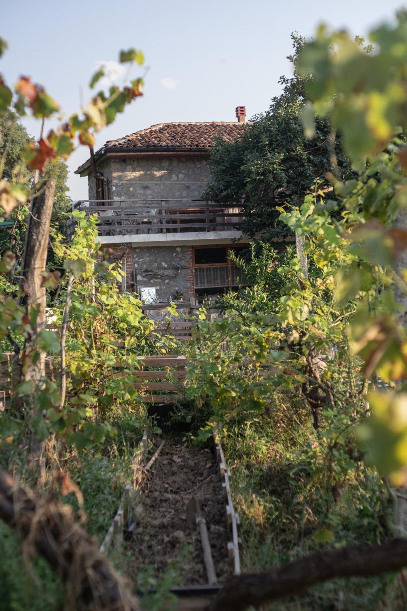 The House In The Village Pellumbas Экстерьер фото